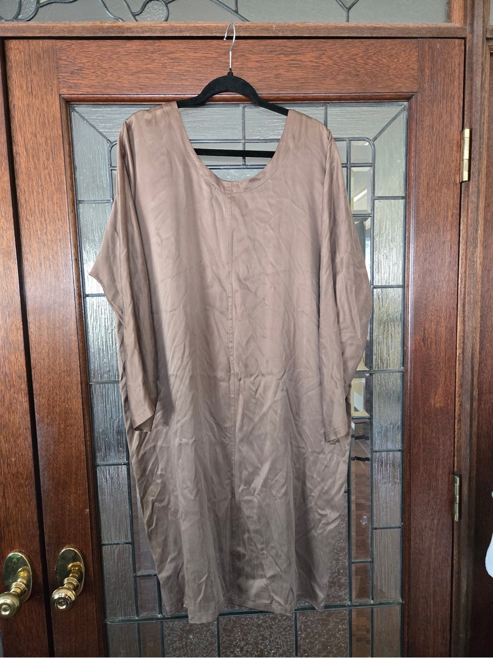 Women's Long Sleeve Relaxed Midi Dress in Taupe